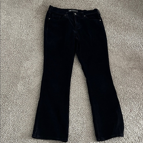 Levi's 515 Black Corduroy Bootcut Pants Size 8 - Picture 1 of 7